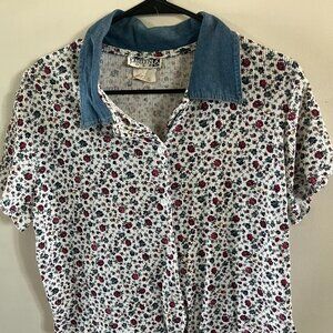 Kaetlyn Rose 90s Vintage Botton Shirt